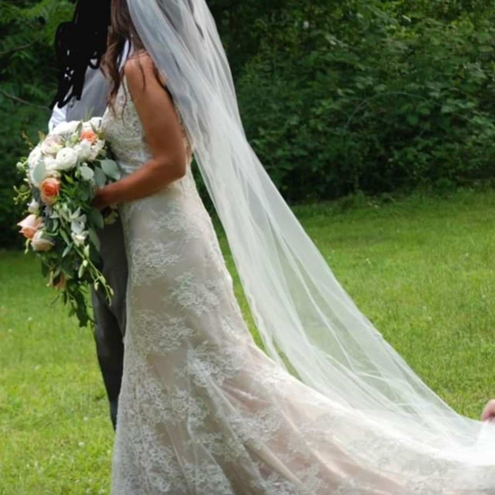 Wedding dress